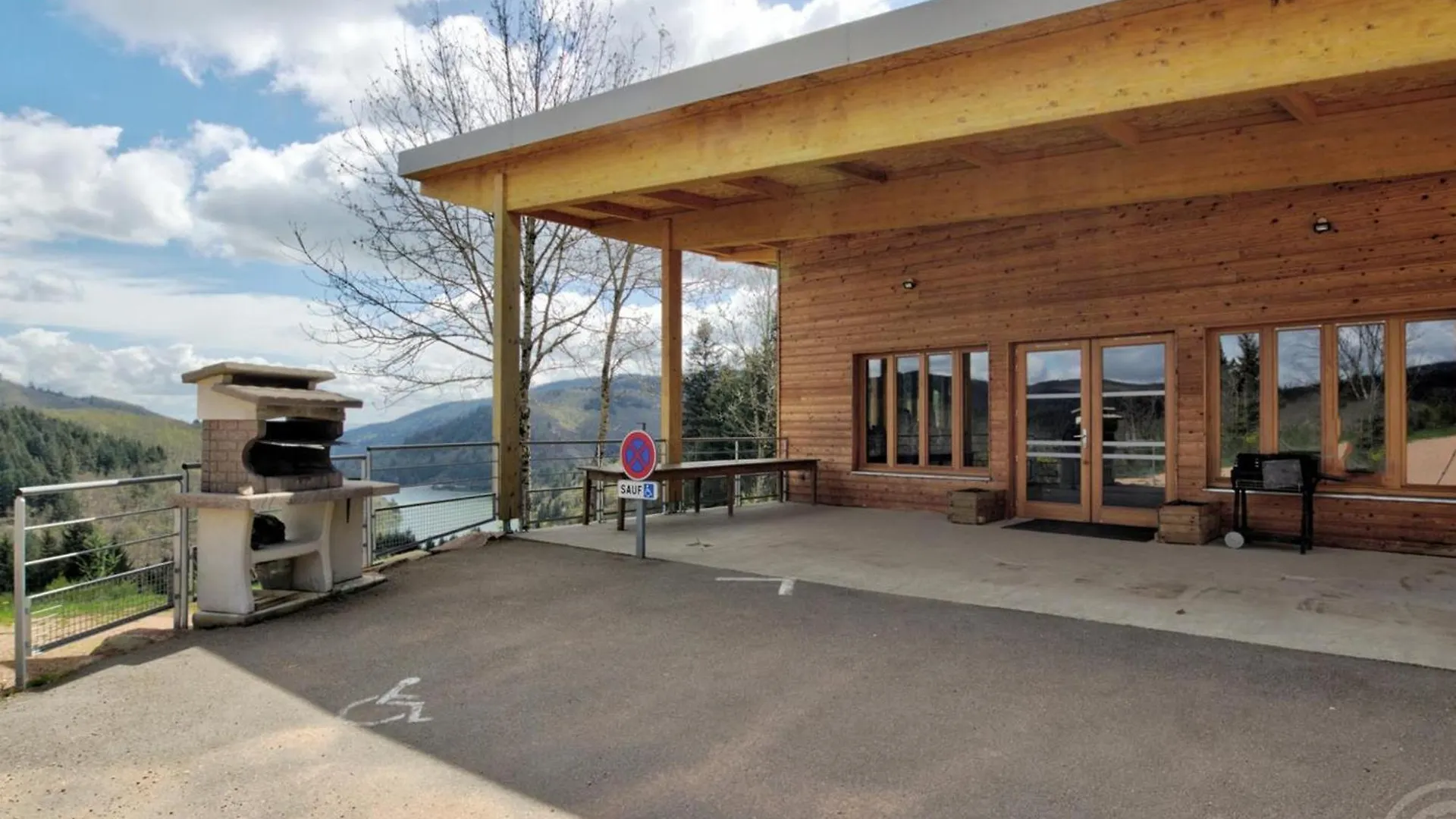 Charmant Chalet 35M², 2 Ch, Terrasse Privee, Activites Nature Aux Monts De La Madeleine, Animaux Ok - Fr-1-496-240 Saint-Rirand